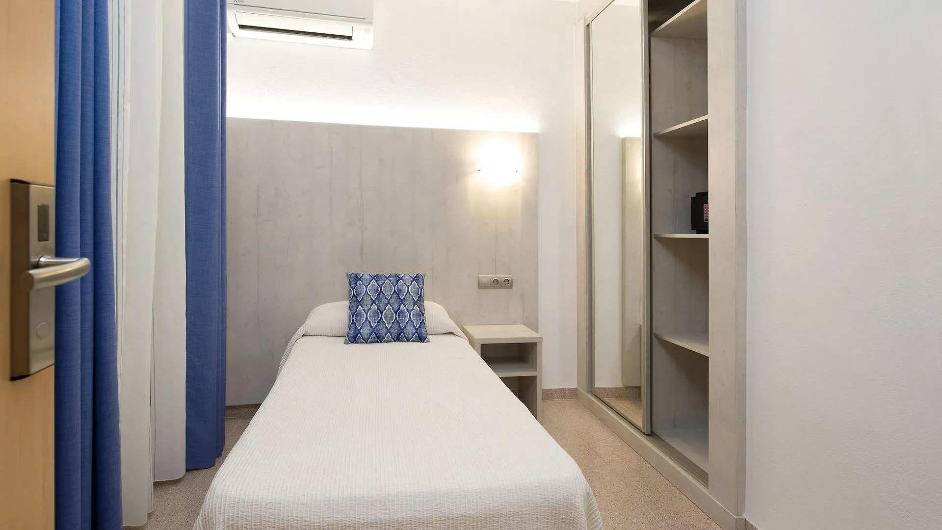 Hostal Roca San Antonio
