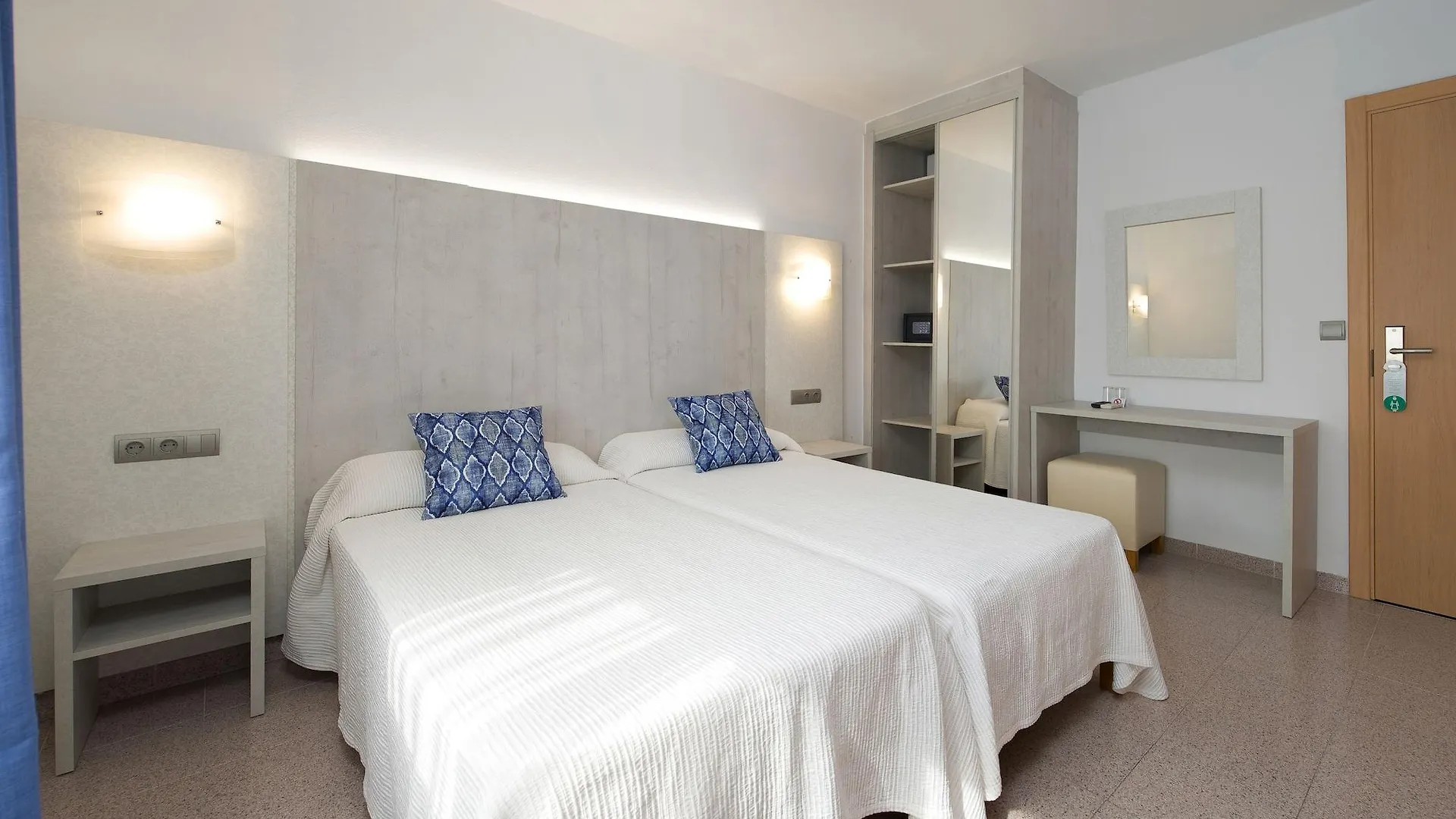 Hostal Roca San Antonio