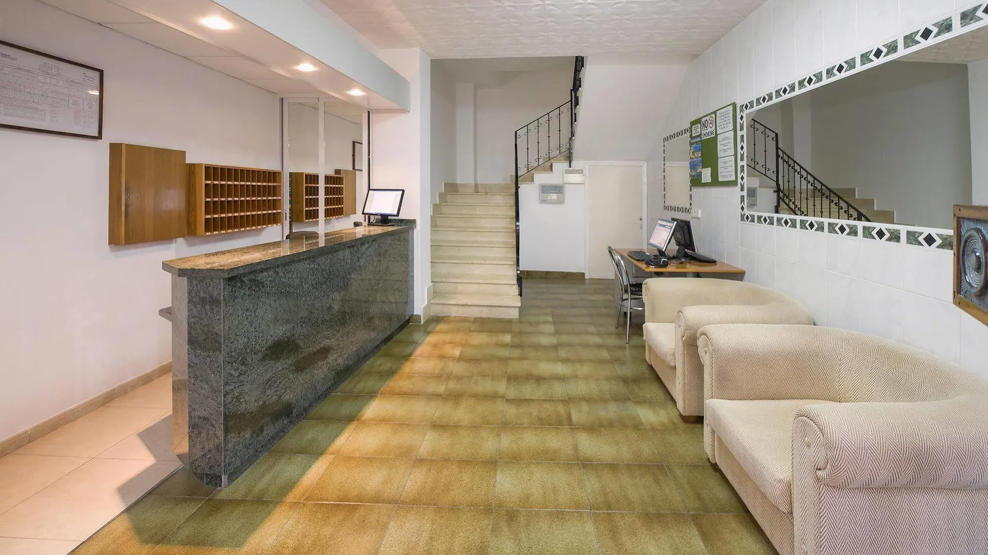 Hostal Roca San Antonio  Spain