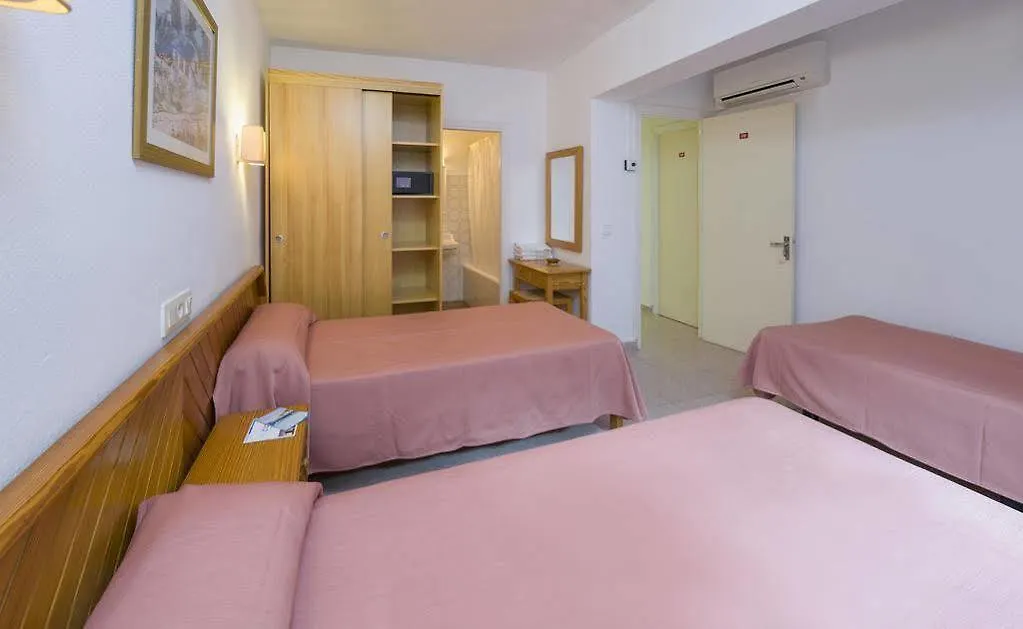 Hostal Roca San Antonio  Hostel